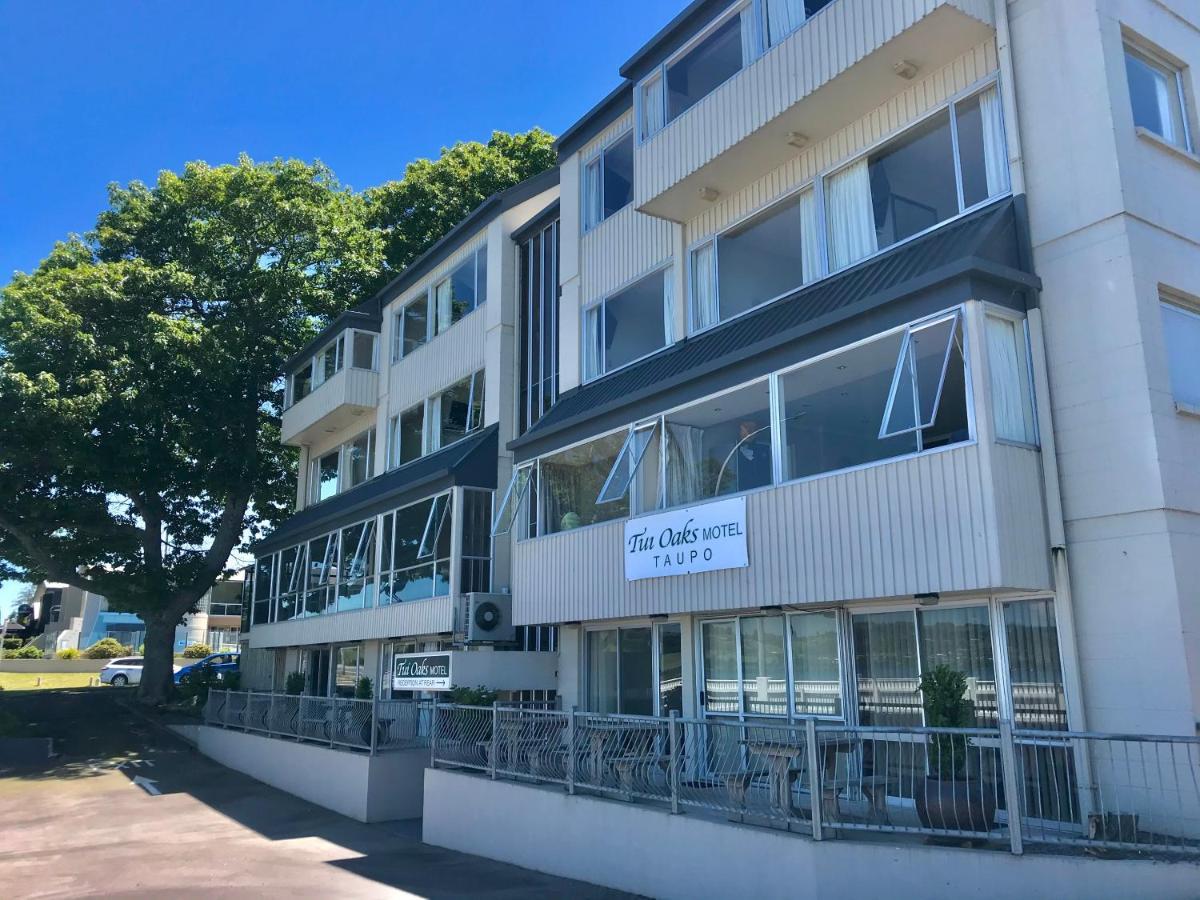 Tui Oaks Motel Taupo Bagian luar foto