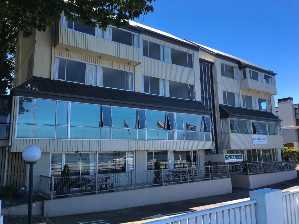 Tui Oaks Motel Taupo Bagian luar foto