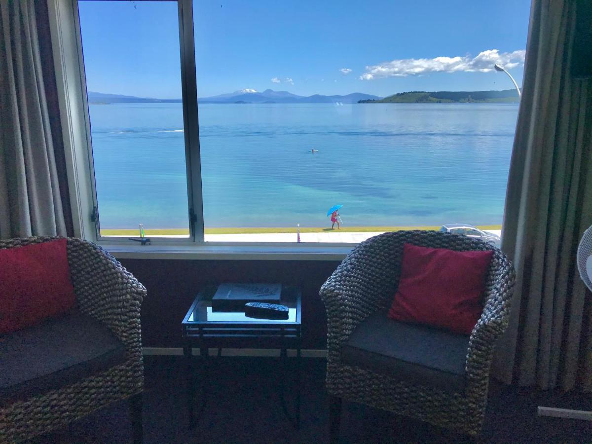 Tui Oaks Motel Taupo Bagian luar foto
