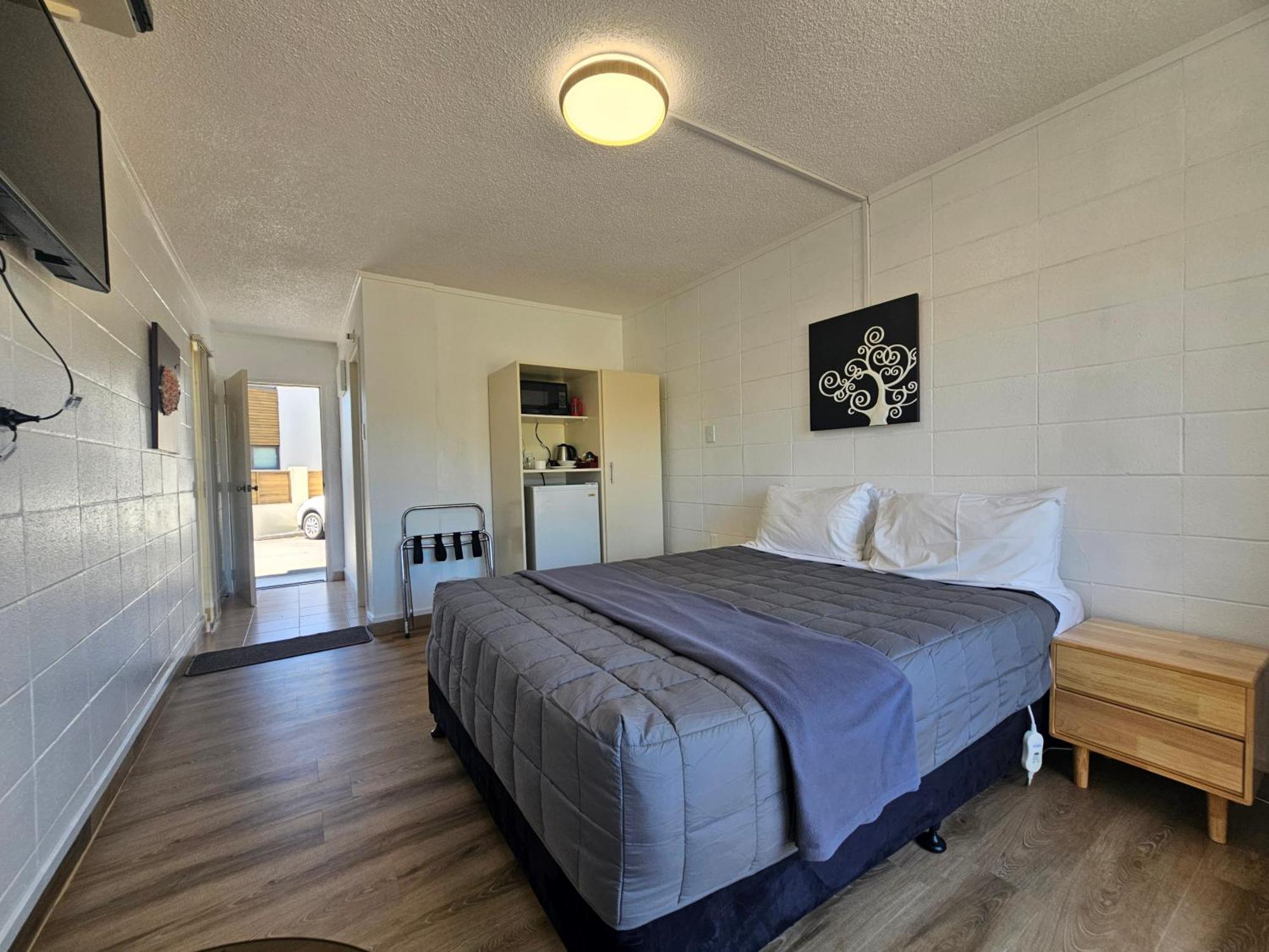 Tui Oaks Motel Taupo Bagian luar foto